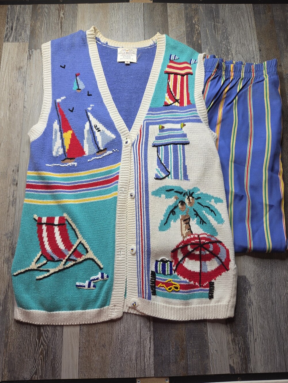 Susan Bristol Vintage Sweater Vest Petite Small Beach Sailboat Theme Beading